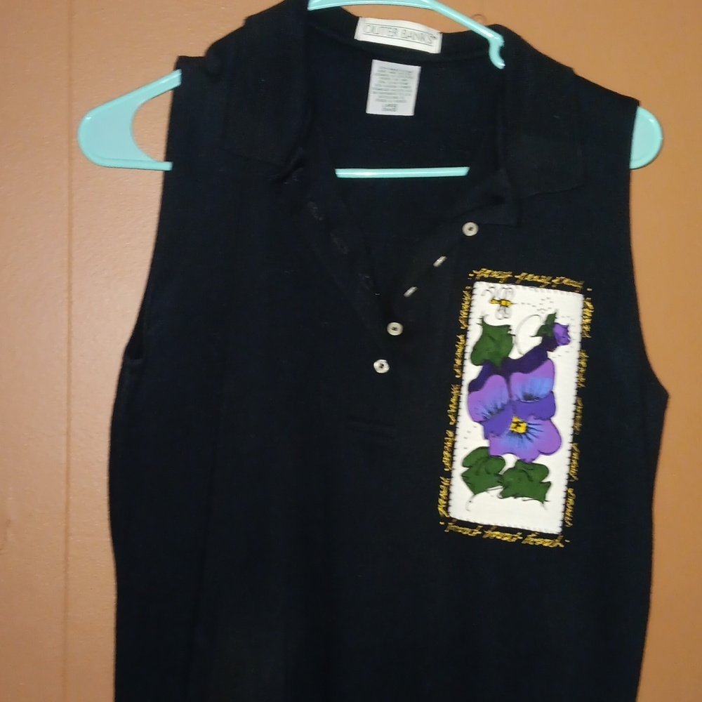 No sleeve shirt